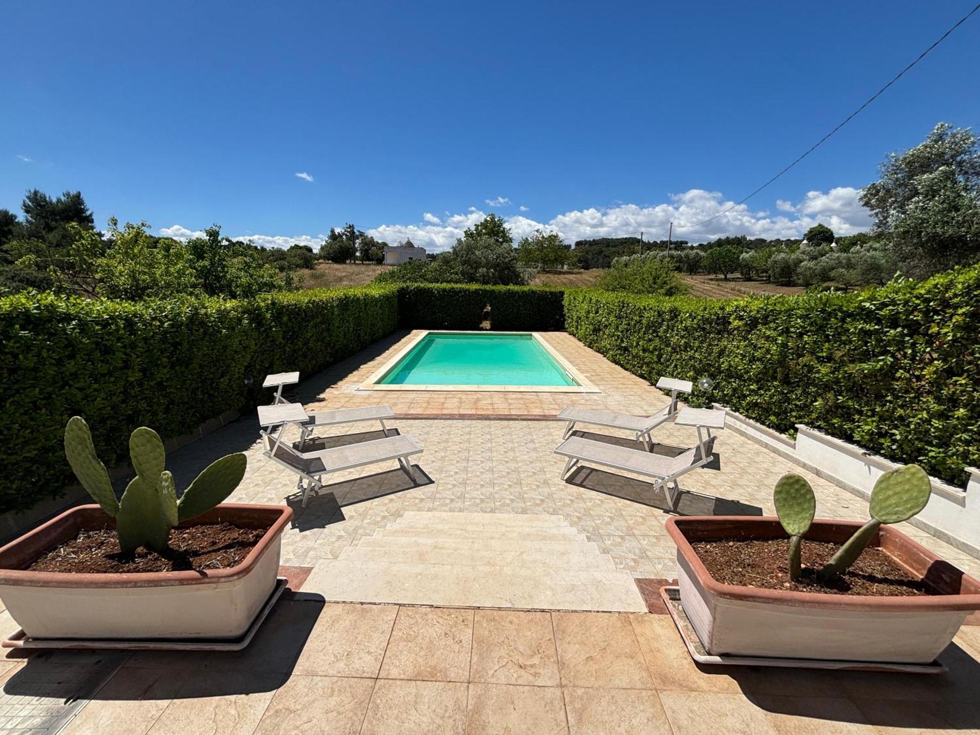 Вілла Trulli And Pool - I Cactus Мартіна-Франка Екстер'єр фото